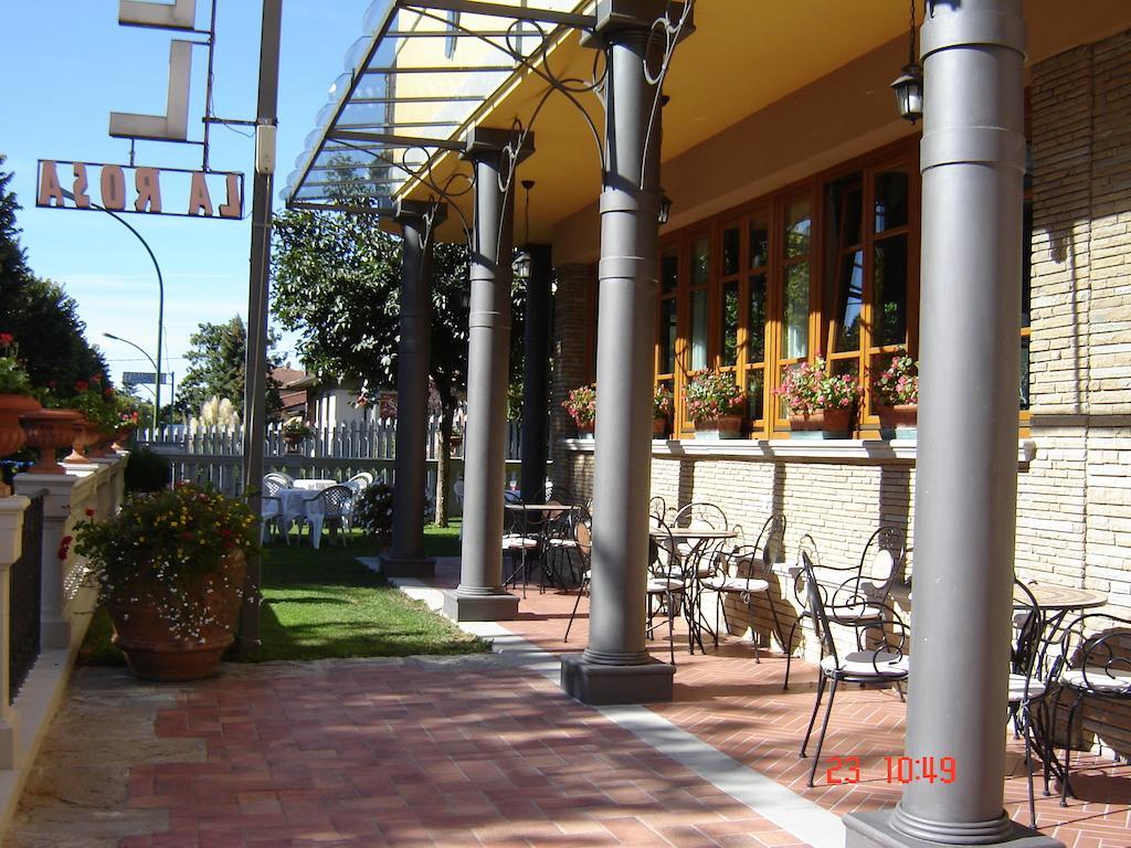 Hotel La Rosa Ronta Εξωτερικό φωτογραφία