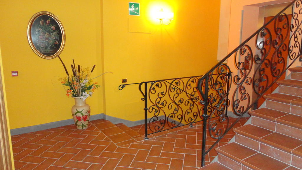 Hotel La Rosa Ronta Εξωτερικό φωτογραφία
