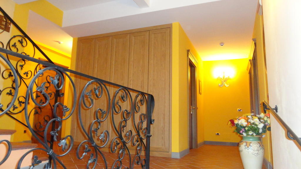 Hotel La Rosa Ronta Εξωτερικό φωτογραφία